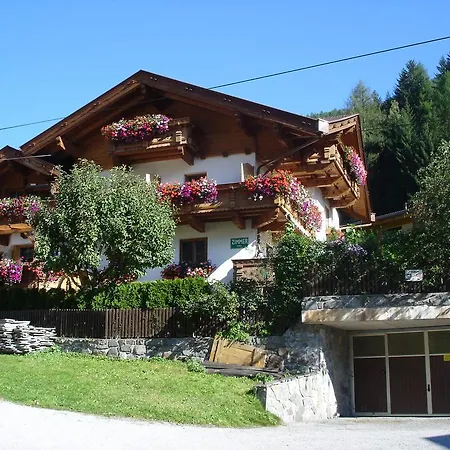 Apartament Familie Neunhaeuserer Neustift im Stubaital