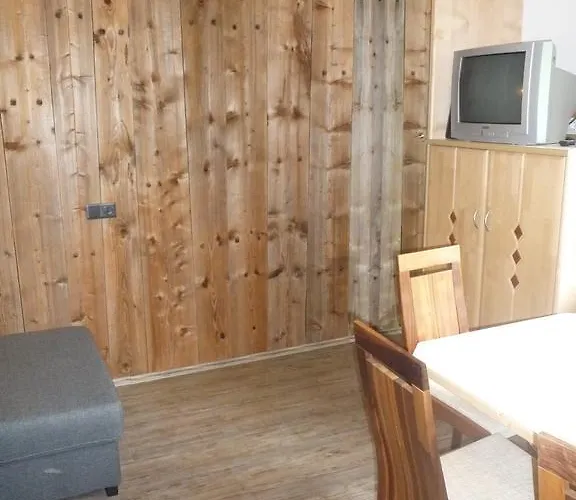 Familie Neunhaeuserer Neustift im Stubaital